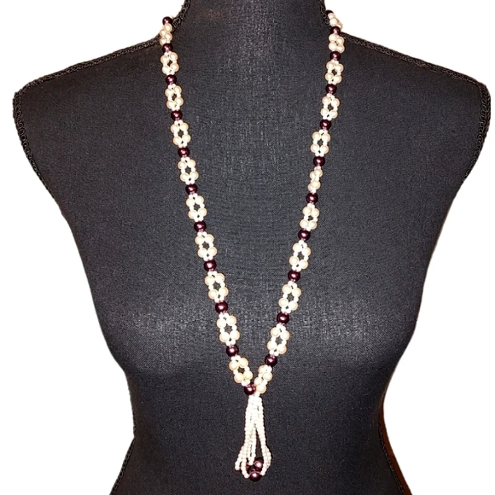 70s Vintage Faux Pearl Necklace With Tassel Details